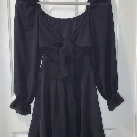 EXLURA‎ Black Long Sleeve Tie Back Dress - Picture 2 of 6